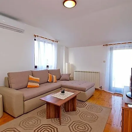 589 Hotel Fažana