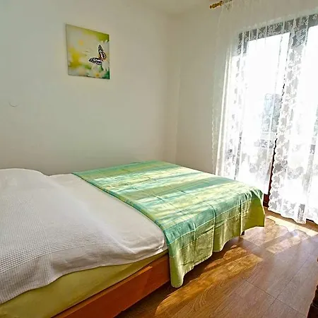589 Fažana